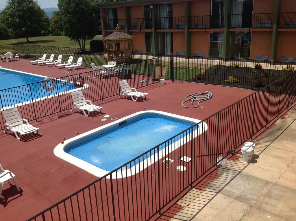 Отель Baymont By Wyndham Salem Roanoke Area Экстерьер фото