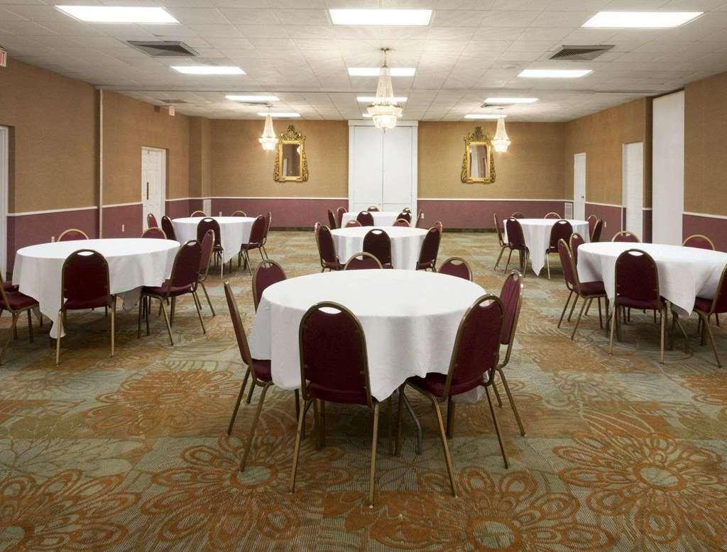 Отель Baymont By Wyndham Salem Roanoke Area Удобства фото