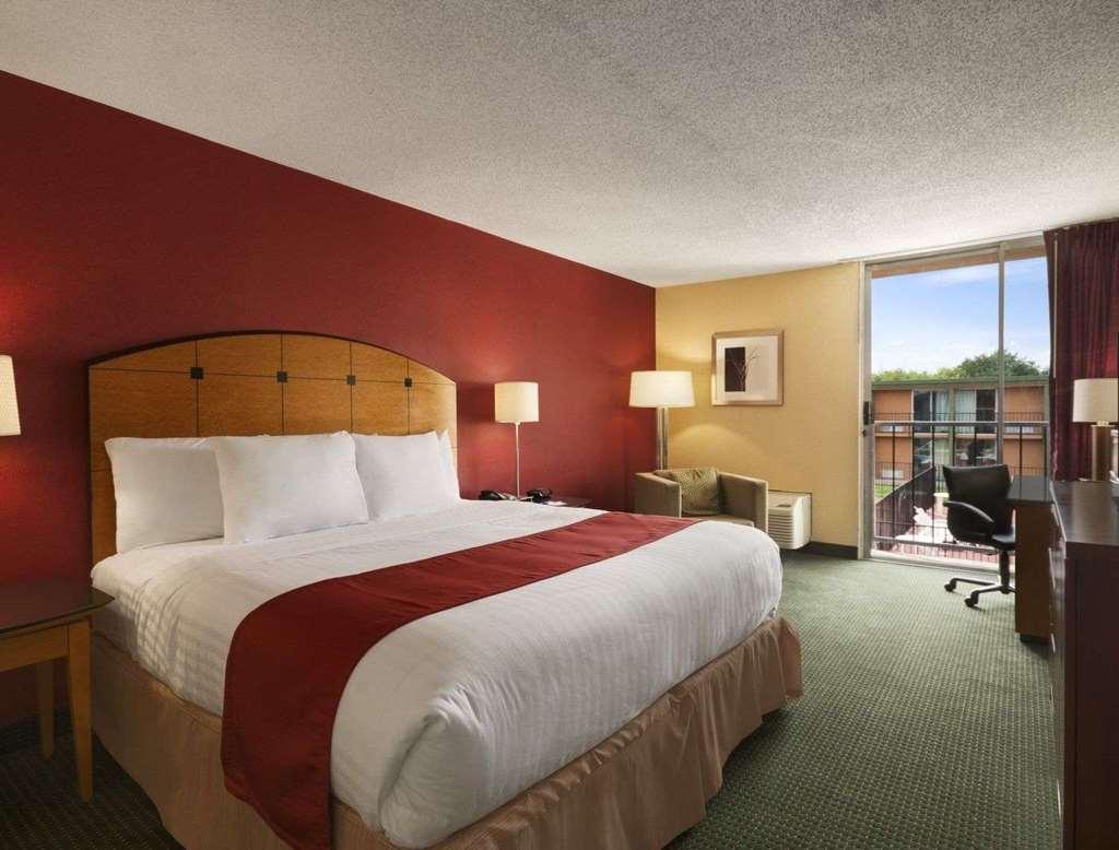 Отель Baymont By Wyndham Salem Roanoke Area Номер фото