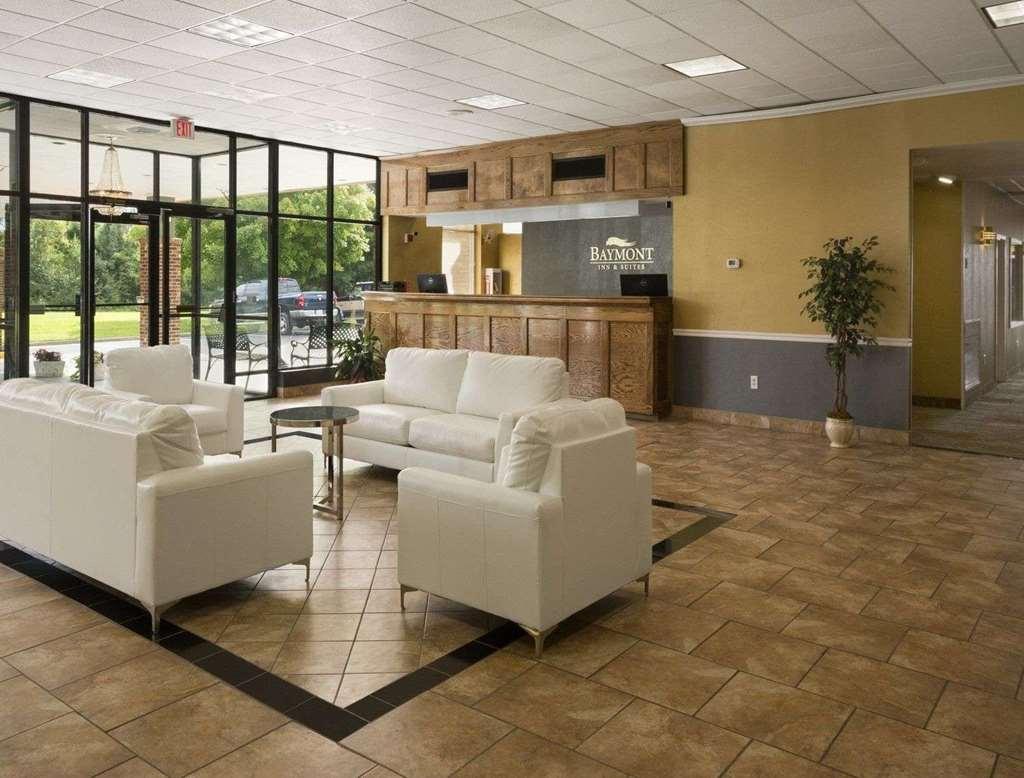 Отель Baymont By Wyndham Salem Roanoke Area Интерьер фото