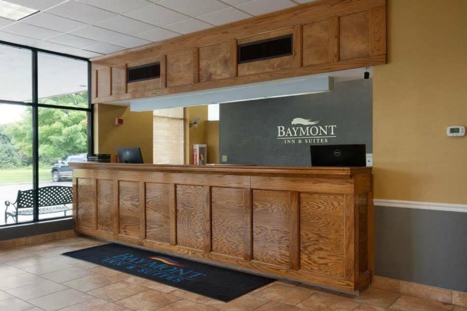 Отель Baymont By Wyndham Salem Roanoke Area Экстерьер фото